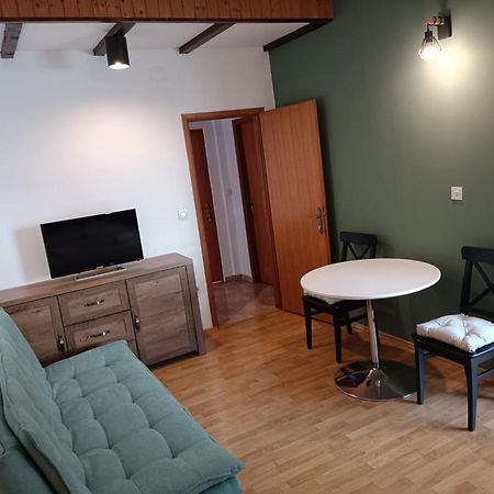 Apartmani Miki Podgora Eksteriør bilde