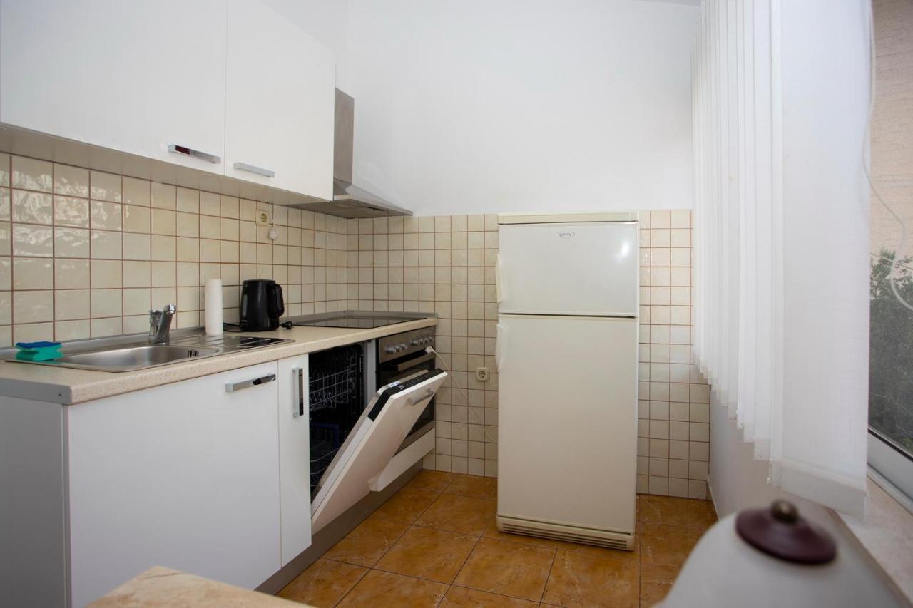 Apartmani Miki Podgora Eksteriør bilde