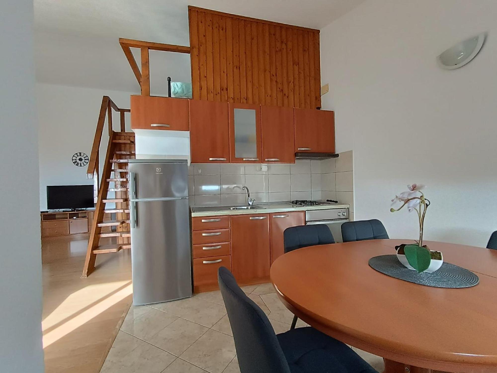 Apartmani Miki Podgora Eksteriør bilde