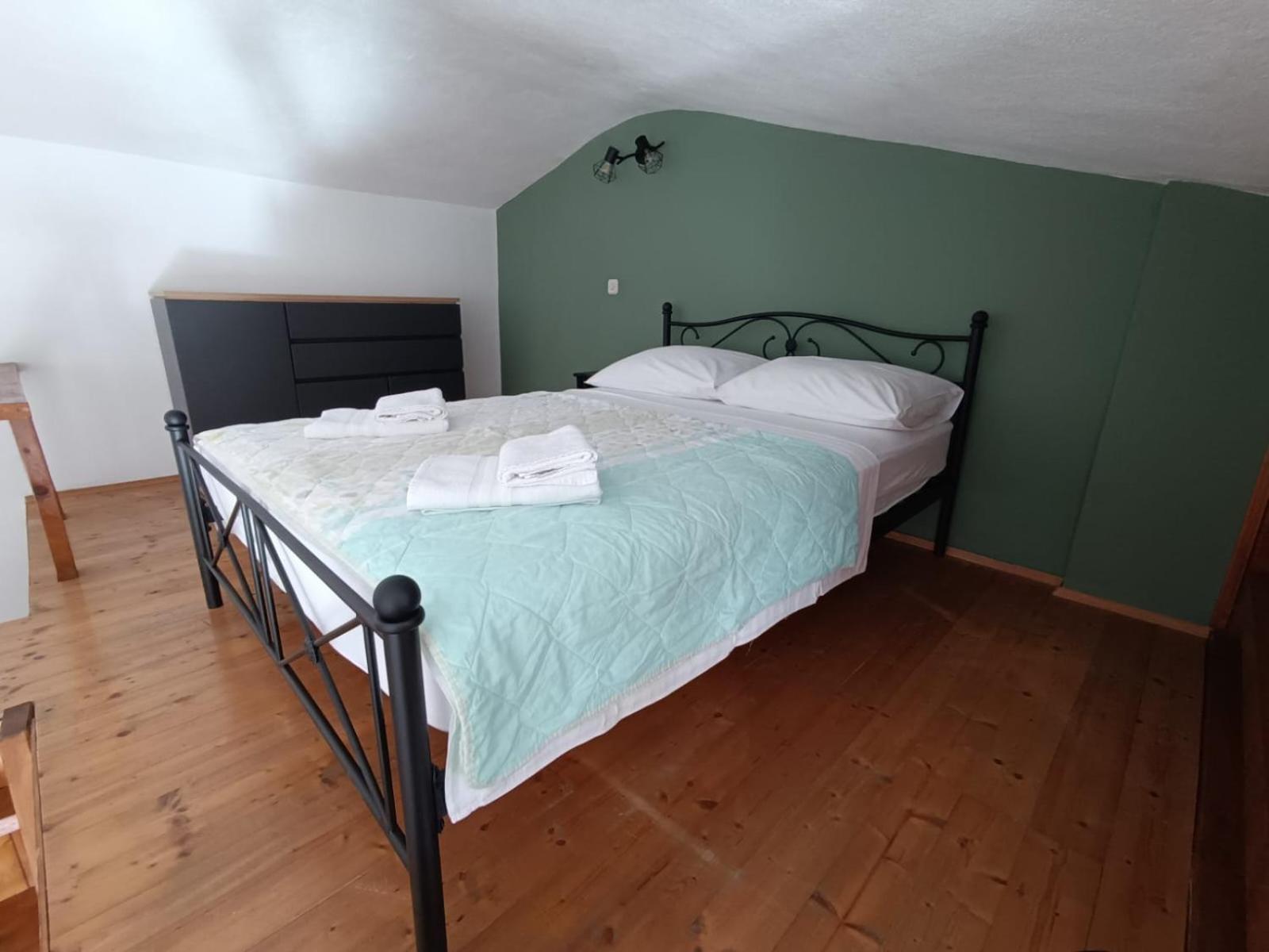 Apartmani Miki Podgora Eksteriør bilde