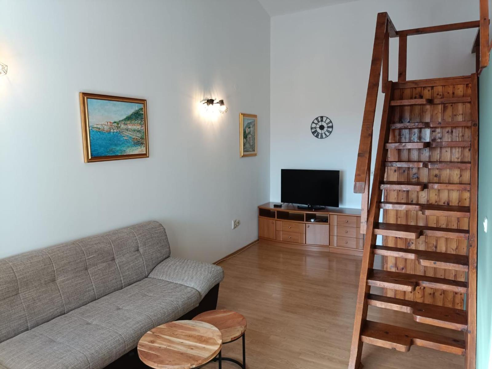 Apartmani Miki Podgora Eksteriør bilde